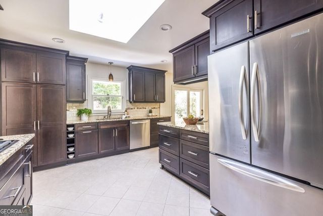 1590 Knob Hill Drive NE, Atlanta, GA 30329