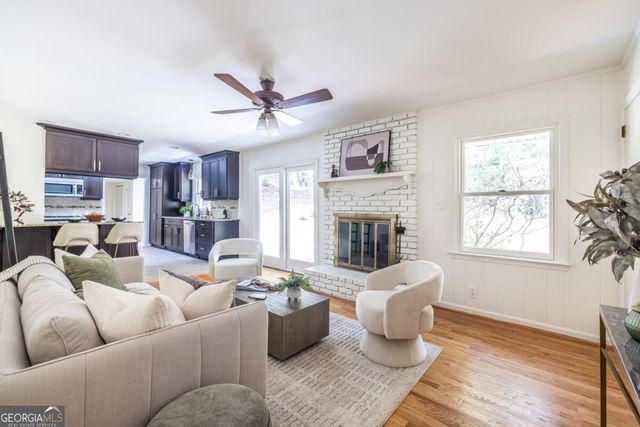 1590 Knob Hill Drive NE, Atlanta, GA 30329