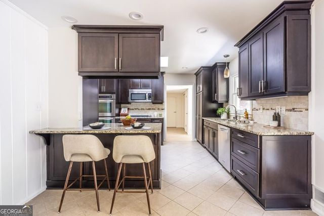 1590 Knob Hill Drive NE, Atlanta, GA 30329