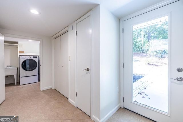 1590 Knob Hill Drive NE, Atlanta, GA 30329