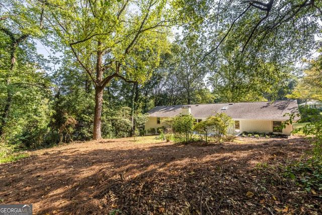 1590 Knob Hill Drive NE, Atlanta, GA 30329