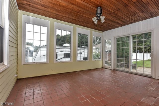 646 Lincoln Ave, Pompton Lakes Boro, NJ 07442