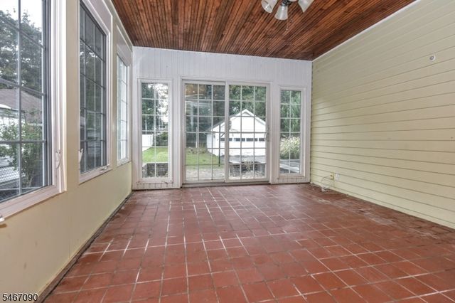 646 Lincoln Ave, Pompton Lakes Boro, NJ 07442