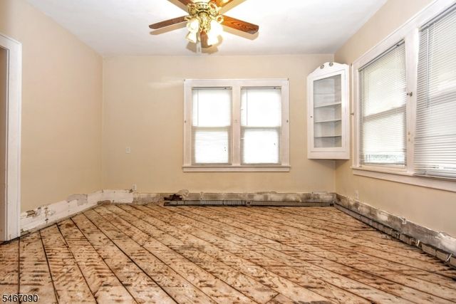 646 Lincoln Ave, Pompton Lakes Boro, NJ 07442