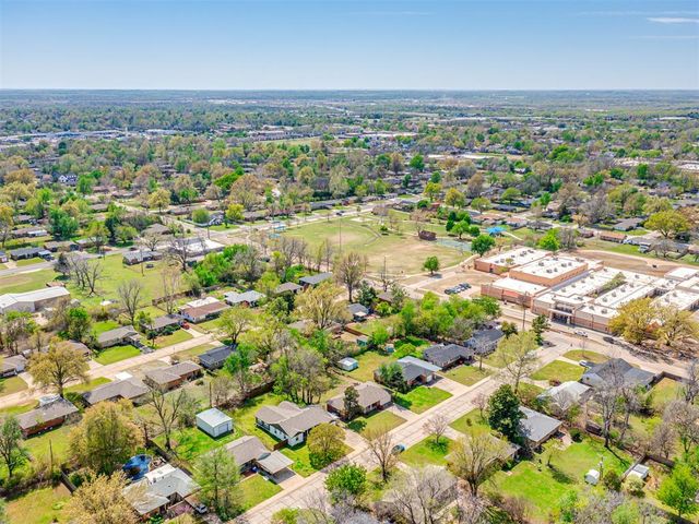 1222 Westlawn Drive, Norman, OK 73069