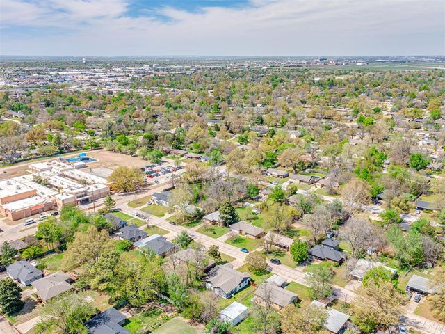 1222 Westlawn Drive, Norman, OK 73069