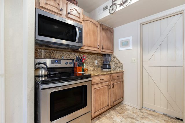 33601 Dogwood Cliff 20, Afton, OK 74331