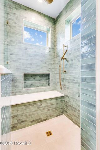 100 La Rue Malaga, Broussard, LA 70518