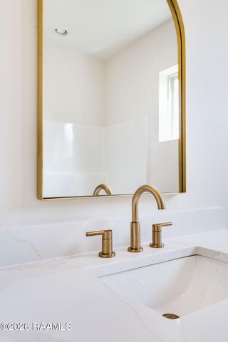 100 La Rue Malaga, Broussard, LA 70518
