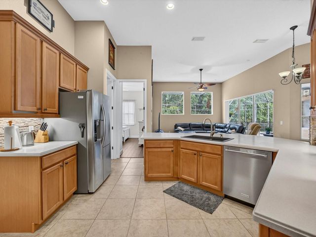 3692 HEIRLOOM ROSE PLACE, Oviedo, FL 32766