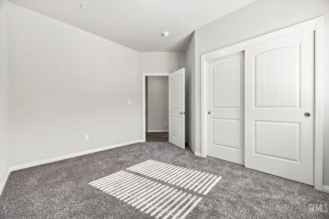 6607 Sunchase Drive, Bakersfield, CA 93313