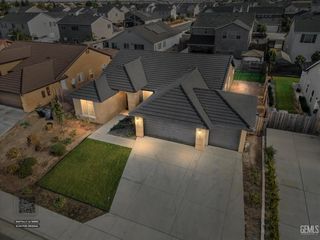6607 Sunchase Drive, Bakersfield, CA 93313