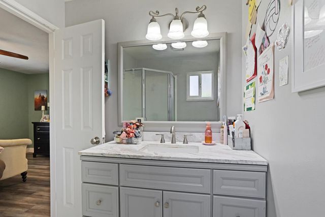 1980 Clemson Ct, Turlock, CA 95382