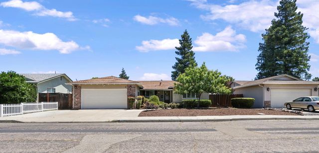 1980 Clemson Ct, Turlock, CA 95382