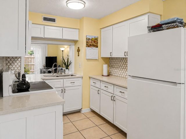 120 GEORGETOWN DRIVE 120, Casselberry, FL 32707