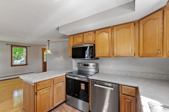 141 Will Thompson Way, Fitchburg, MA 01420