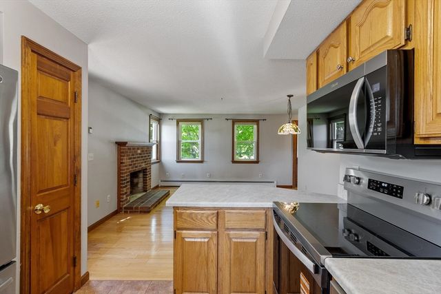 141 Will Thompson Way, Fitchburg, MA 01420