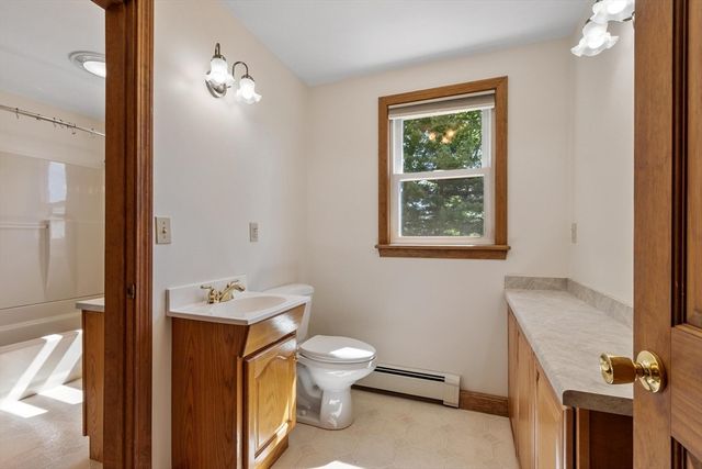 141 Will Thompson Way, Fitchburg, MA 01420