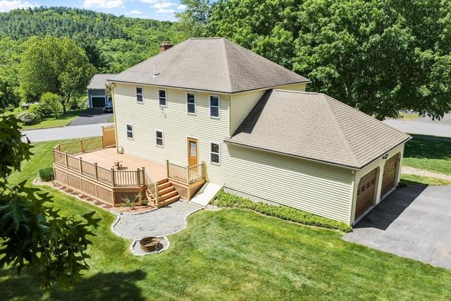 141 Will Thompson Way, Fitchburg, MA 01420
