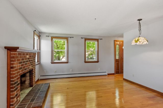 141 Will Thompson Way, Fitchburg, MA 01420