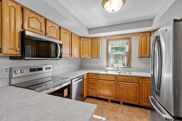 141 Will Thompson Way, Fitchburg, MA 01420