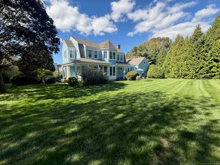 233 High Meadow Lane, Groton, CT 06355