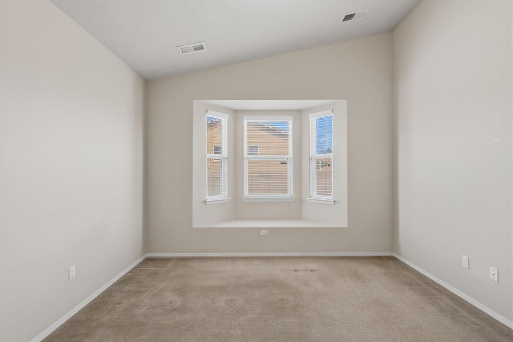 Image 27 of property listing at 916 Kipuka Drive NW, Albuquerque, NM 87120
