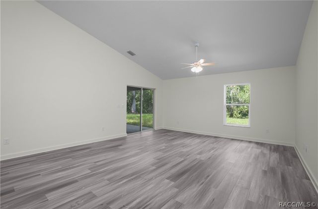 9227 E Royal Palm Drive, Inverness, FL 34450