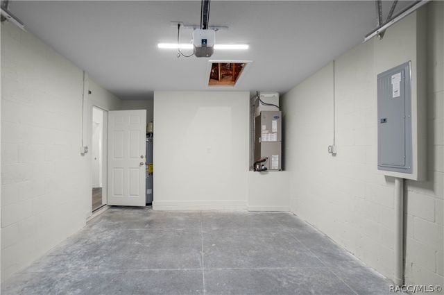 9227 E Royal Palm Drive, Inverness, FL 34450