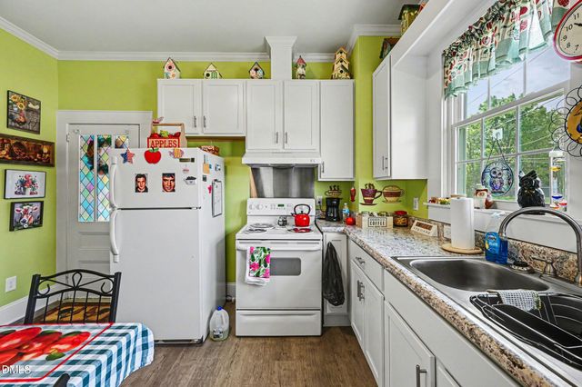 200 N 7th Street, Mebane, NC 27302