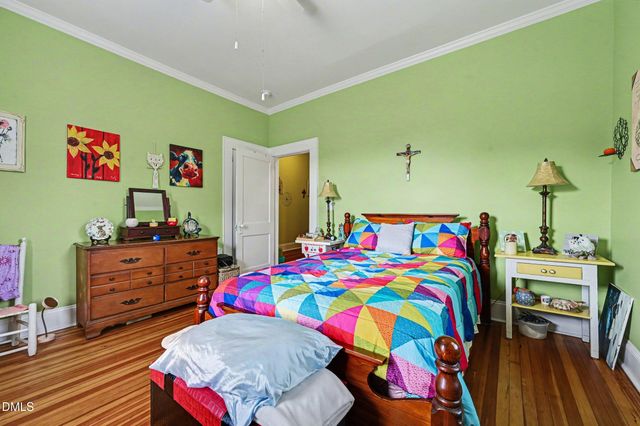 200 N 7th Street, Mebane, NC 27302