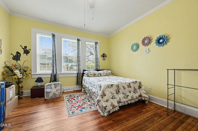 200 N 7th Street, Mebane, NC 27302