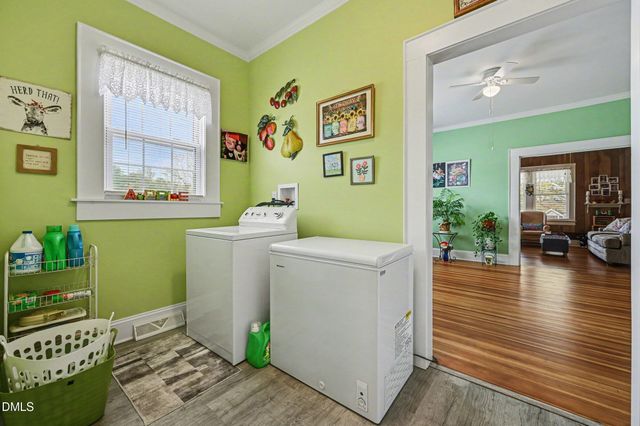 200 N 7th Street, Mebane, NC 27302