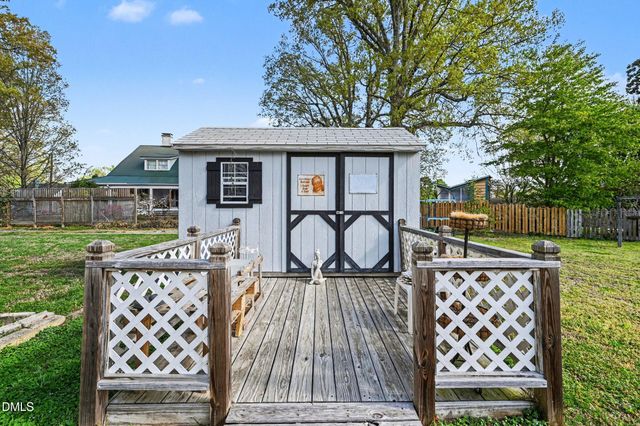 200 N 7th Street, Mebane, NC 27302