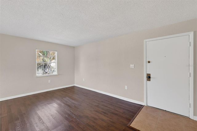 1112 W MAIN STREET G5, Leesburg, FL 34748