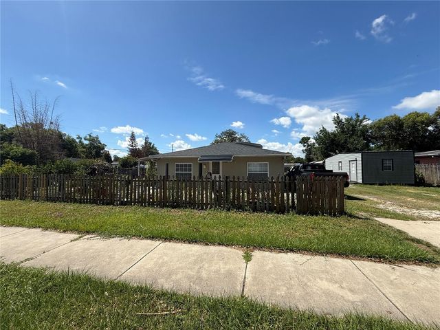 900 TIMOR AVENUE, Orlando, FL 32804