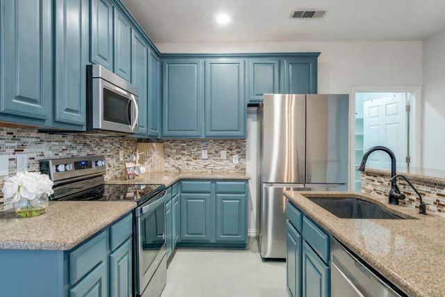 1796 Massey Drive, Lewisville, TX 75067