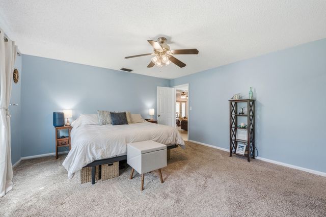 2017 NW 102nd Terrace, Coral Springs, FL 33071