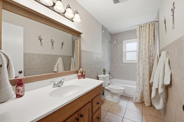 2017 NW 102nd Terrace, Coral Springs, FL 33071