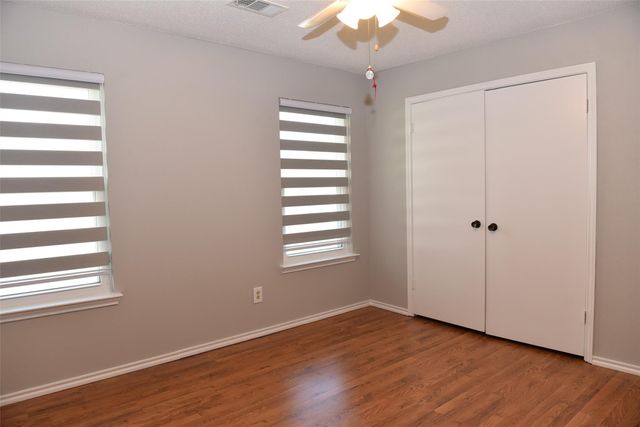 2822 Grants River Circle, Sugar Land, TX 77479