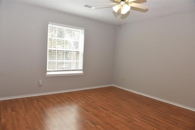 2822 Grants River Circle, Sugar Land, TX 77479