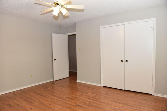 2822 Grants River Circle, Sugar Land, TX 77479