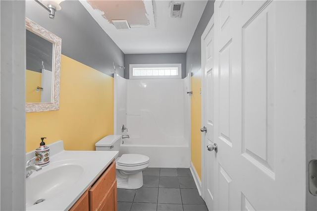 481 Pine Drive, Stone Mountain, GA 30083