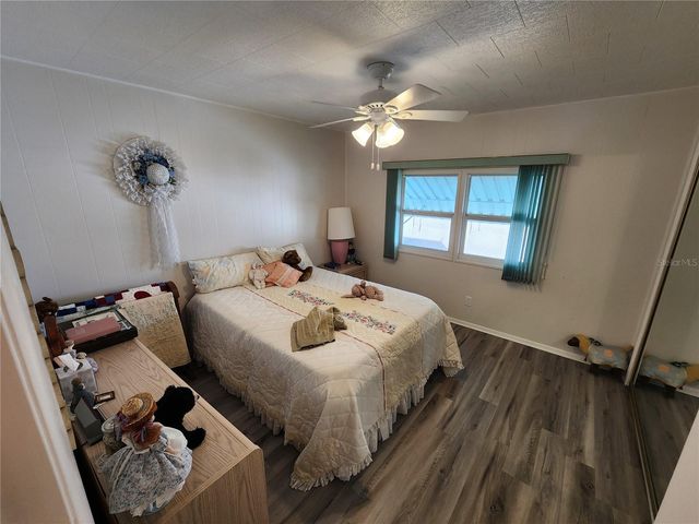 808 53RD AVENUE E 18, Bradenton, FL 34203