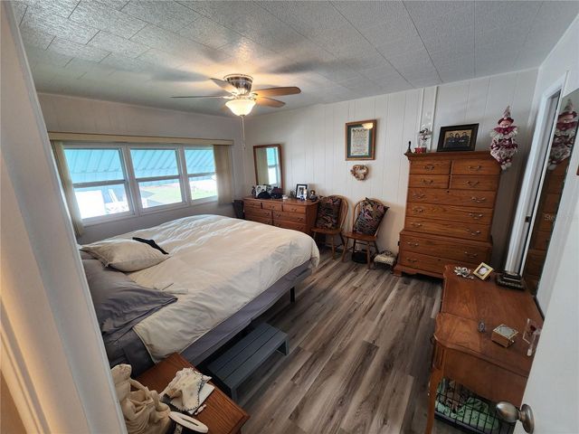 808 53RD AVENUE E 18, Bradenton, FL 34203