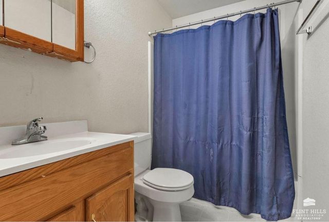 2730 Buttonwood Drive, Manhattan, KS 66502