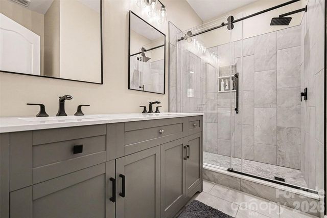 9813 Longstone Lane, Charlotte, NC 28277