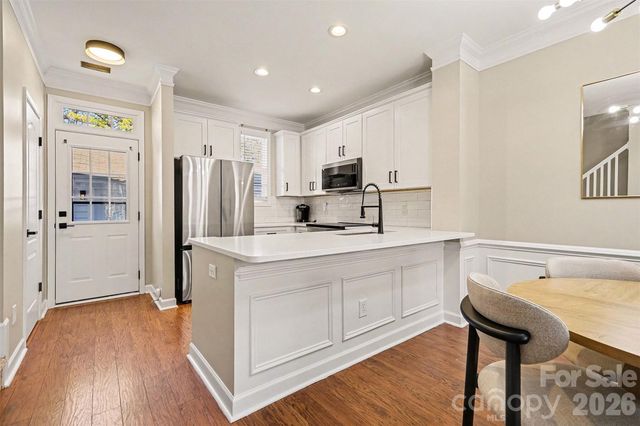 9813 Longstone Lane, Charlotte, NC 28277