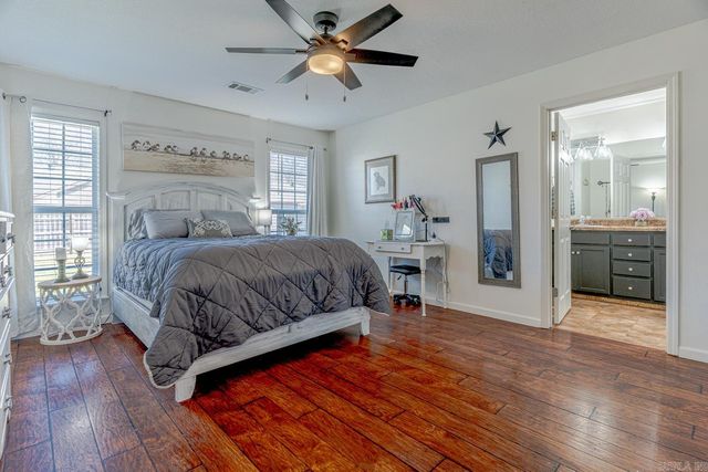 6032 Whitecliff Dr, Jonesboro, AR 72405