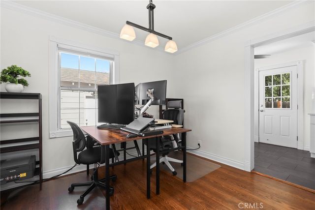 5960 Pepperwood Avenue, Lakewood, CA 90712